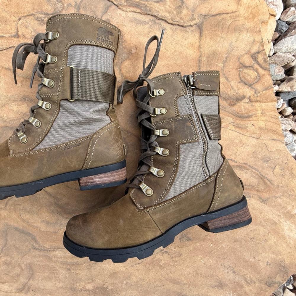 Sorel Ankle Boots in Brown and Gray